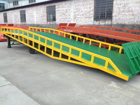 登車(che)橋操作使用(yong)過程常見問(wen)題解決辦法(fa)