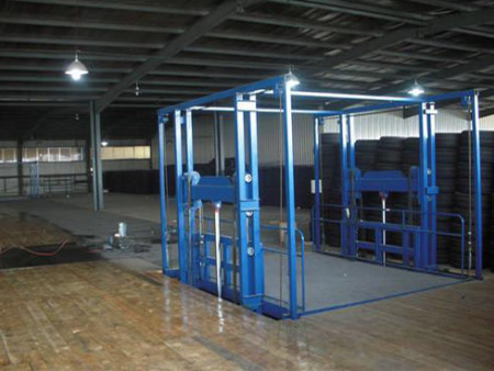 液(ye)壓升降平(ping)台